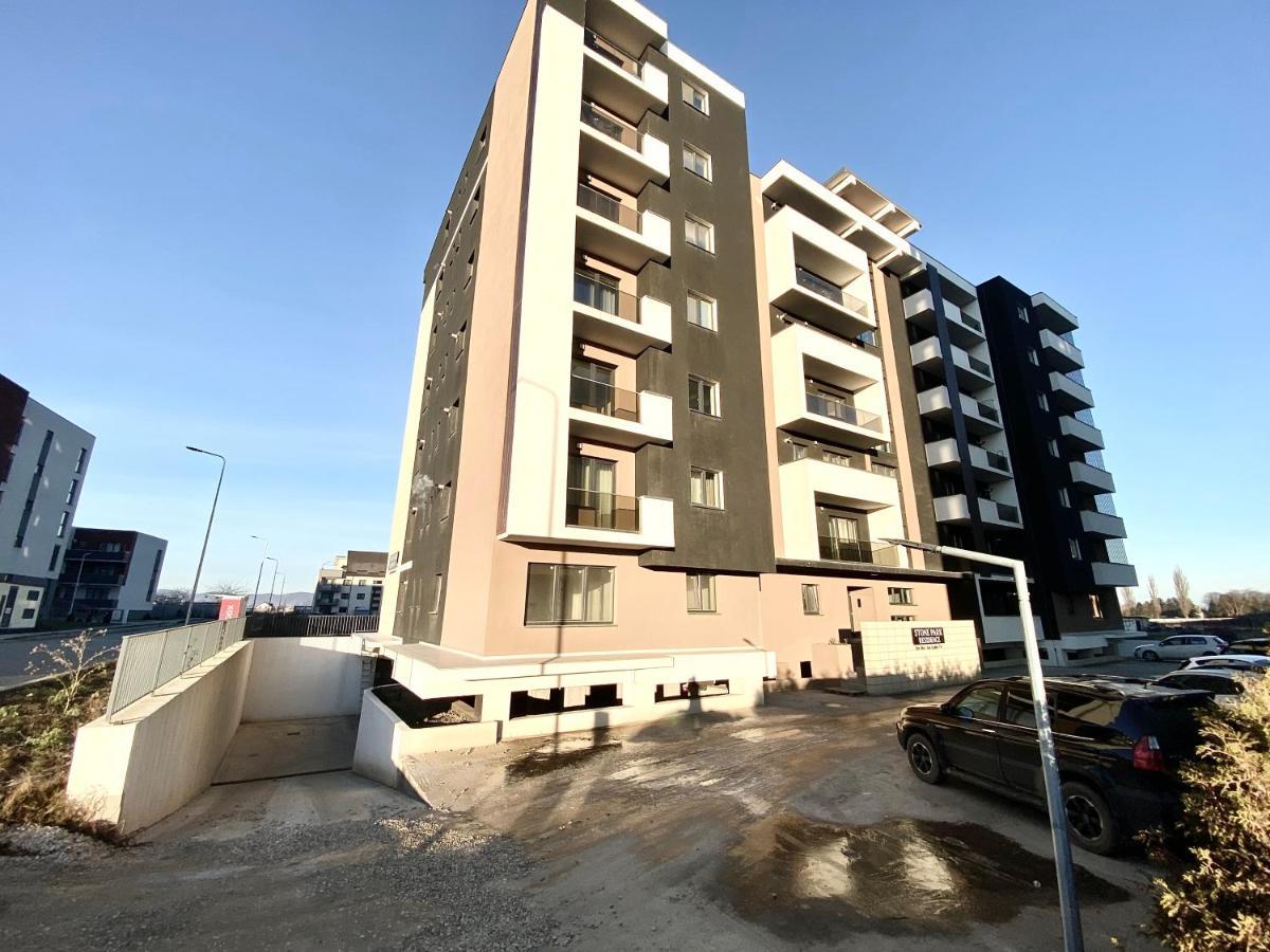 Moonrise Apartment Brasov Luaran gambar